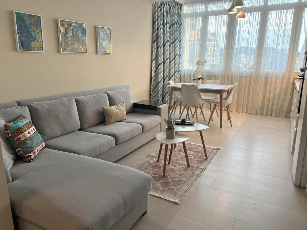 Grand New Bazaar Apartment Tirana Exterior photo