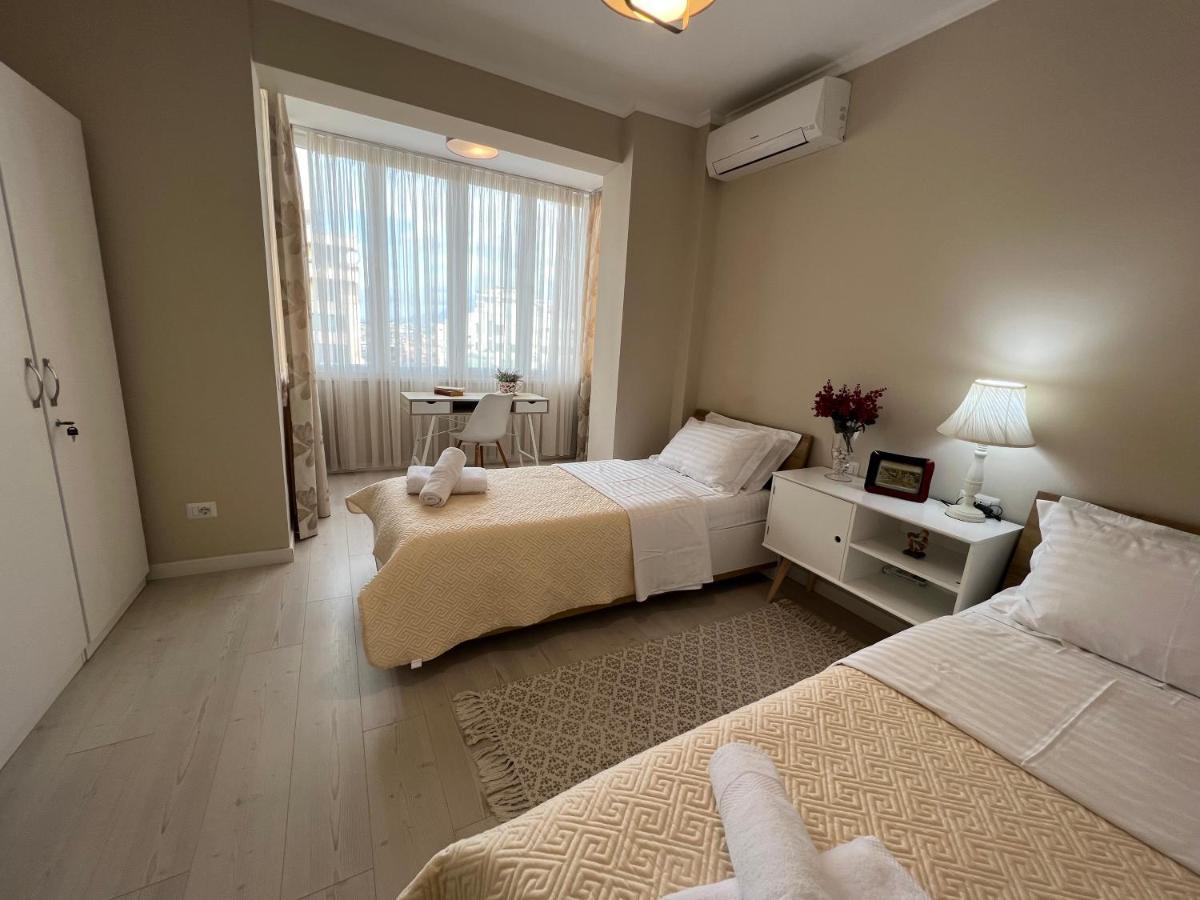 Grand New Bazaar Apartment Tirana Exterior photo